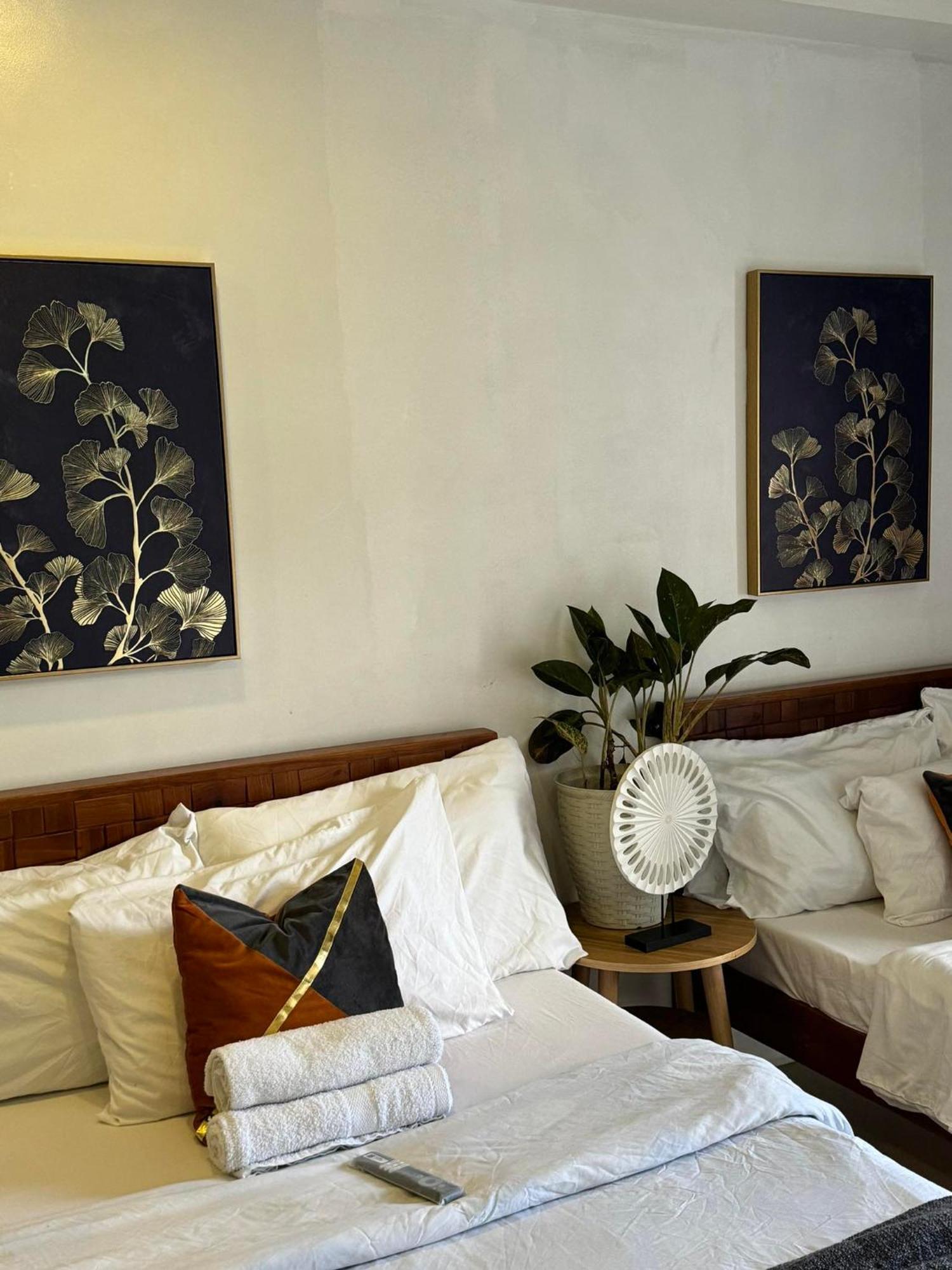Susana'S Baguio Condotel Baguio City ภายนอก รูปภาพ