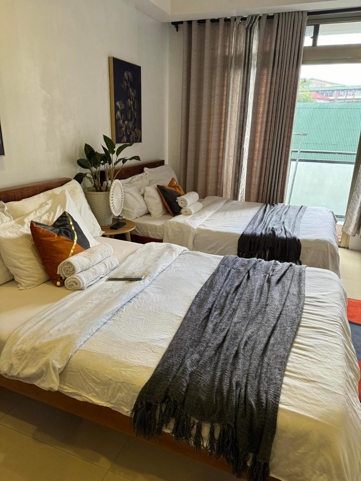 Susana'S Baguio Condotel Baguio City ภายนอก รูปภาพ